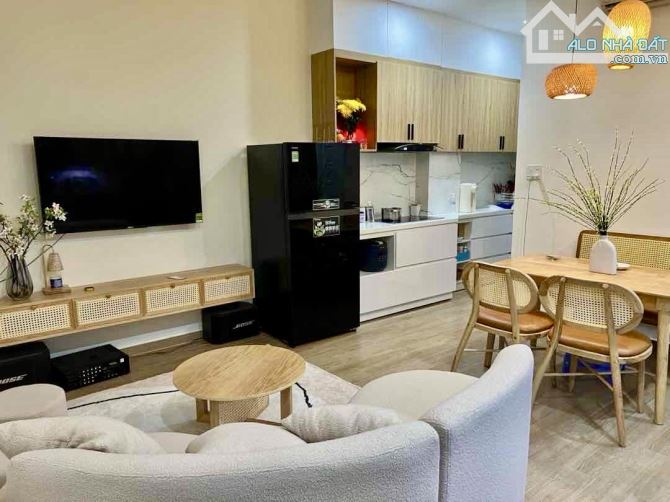 BÁN TOÀ CĂN HỘ 5 TẦNG MẶT PHỐ HÀN THUYÊN – 115M2, 12 CĂN HỘ, 50 TRIỆU/ THÁNG – NHỈNH 14 TỶ