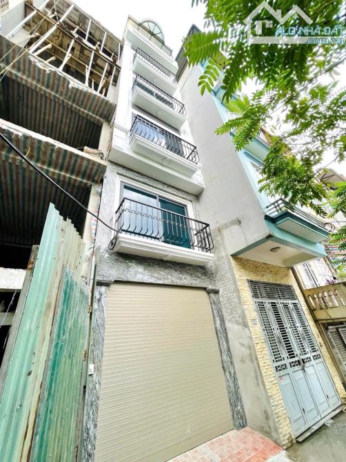 ÔTÔ TRÁNH — VÀO NHÀ — 5T + LỬNG VIEW TRUNG TÂM VĂN HÓA- GẦN TIME CITY- DƯƠNG VĂN BÉ 14.8.