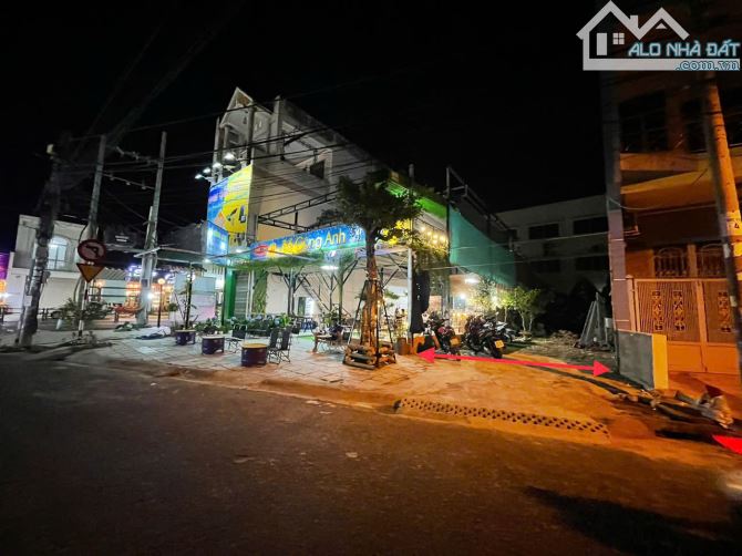 Bán nền đường Nam Cao KDC 91B, cách Trần Hoàng Na đúng 3 nền.