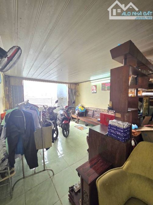 Chủ bán gấp nhà BT - đường Hoàng Hoa Thám, 41m2, gần ngã tư Nguyễn Văn Đậu