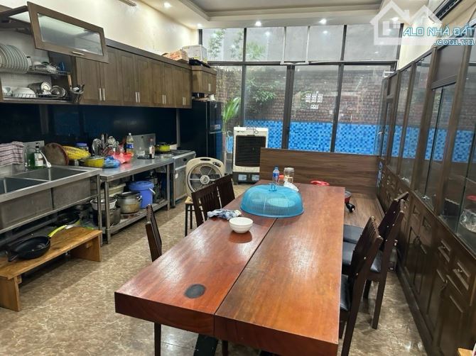 15.7 tỷ /98 M2/ Ô Tô Chánh / Phúc Đồng/ Long Biên