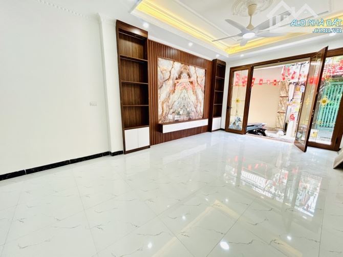 💥 HÀNG HIẾM - KINH DOANH ĐỈNH - 64M2, 5 TẦNG THANG MÁY - TAM TRINH - GIÁ 14.75TỶ