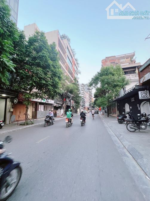 Bán nhà 6 tầng thang máy Tô Ngọc Vân vỉa hè oto tránh nhau