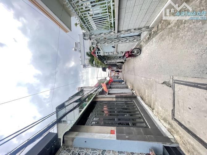 BÁN NHÀ MỚI- HUỲNH TẤN PHÁT- NHÀ BÈ- HÀNG XÓM QUẬN 7- 100M2- HEM 3M- GIÁ NHỈNH 4 TỶ XÍU