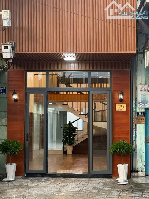 🔥 Nhà gác đúc mặt tiền đường 7m5 Tôn Đản  - Dt 70m2 hướng tây nam