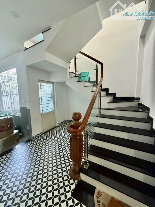 🏡NHÀ ĐẸP 2 TẦNG – KIỆT Ô TÔ NGŨ HÀNH SƠN –GẦN BIỂN & ĐẠI HỌC KINH TẾ ĐÀ NẴNG –CHỈ 6.X TỶ
