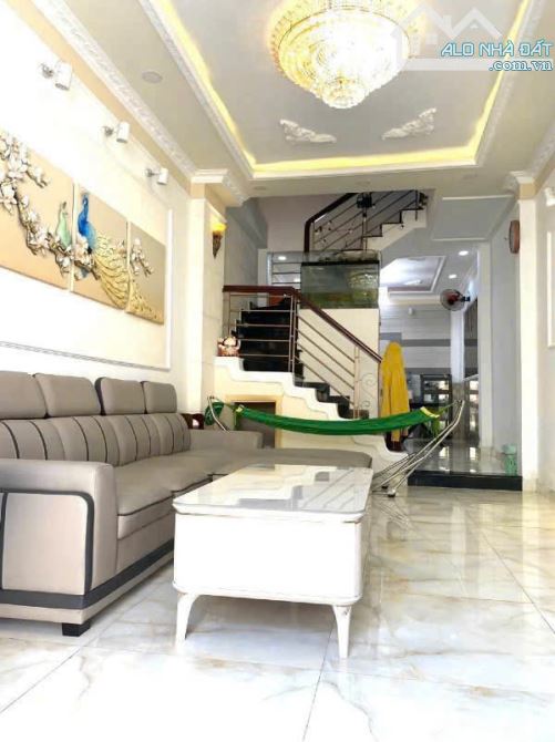ĐỊNH CƯ Bán Nhà 4 Tầng Cực Đẹp Nguyễn Đình Chiểu, 46m2, 6.7 Tỷ TL