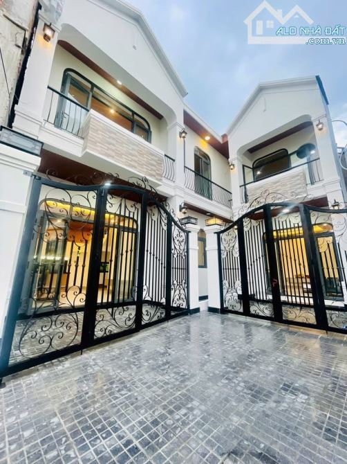 ✅✅ Bán căn nhà 2 tầng xây mới, kiệt ô tô Xóm 5 Lại Thế, Huế.  2Ty950