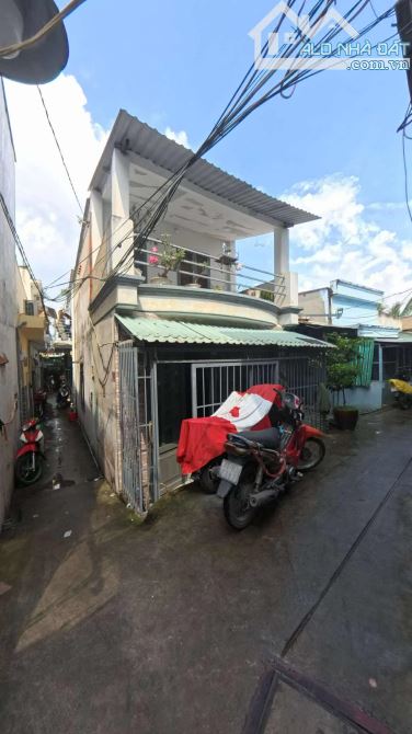 BÁN NHÀ PHẠM THẾ HIỂN - dt 4,1 x 9 - nhỉnh 1 tỷ