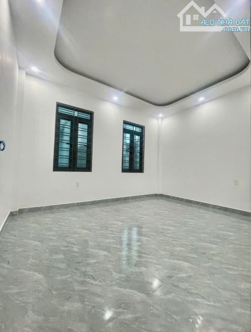 Bán nhà Chợ Hàng, Dư Hàng Kênh, Lê Chân, chỉ 3.48tỷ
