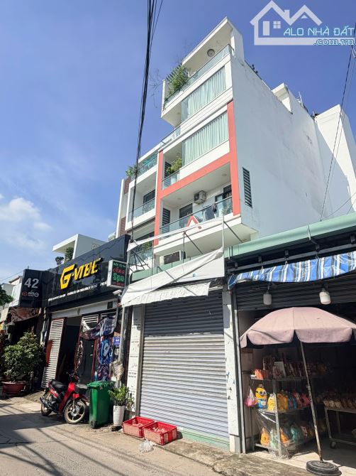 BÁN NHÀ Quận 2 MẶT TIỀN ĐƯỜNG ô tô cách Nguyễn Duy Trinh 100m Nhà trệt 5 tầng ngang 6.14m