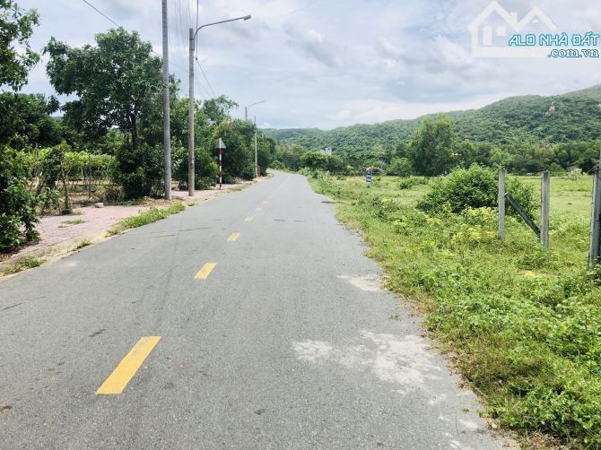 🏞️ BÁN ĐẤT VIEW AO SEN & NÚI – PHƯỚC HẢI, 230M² (80M² THỔ CƯ), GẦN BIỂN, GIÁ 2,3 TỶ