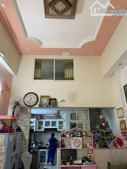 Bán nhà hẻm Tạ Quang Bửu, phường 3, quận 8, nở hậu