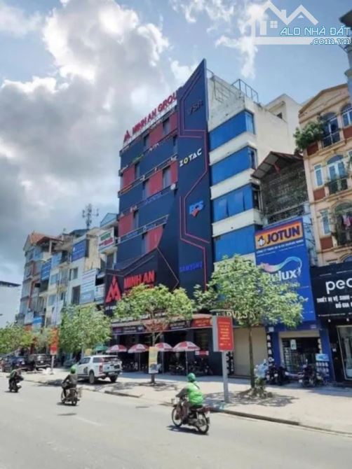Cần bán gấp tòa nhà 7 tầng mặt phố Nguyễn Xiển - "Gà đẻ trứng vàng" với dòng tiền gần 500