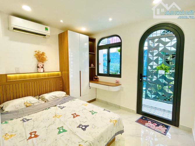 Chỉ nhỉnh 4 tỷ có ngay nhà hẻm Lạc Long Quân, P.10, Tân Bình
