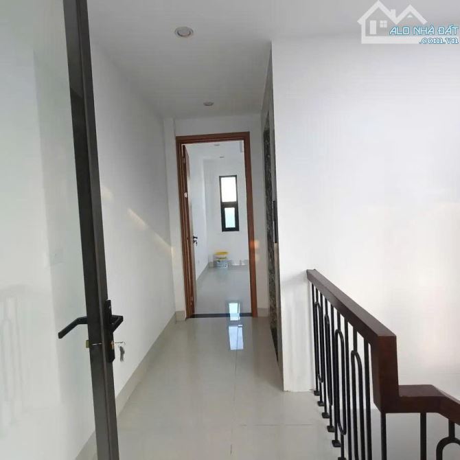 Hiếm nhà đẹp 5 tầng mặt phố Bà Triệu, 64m2, MT 4.6m, thang máy, kinh doanh tốt, giá 28.5
