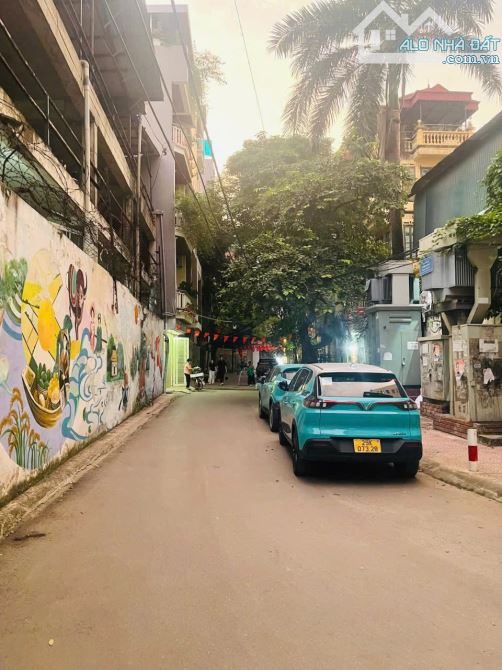 🍀SIÊU HIẾM* HOÀNG CẦU -  NGÕ TO NHƯ PHỐ, Ô TÔ NGỦ NHÀ, KINH DOANH TỐT -