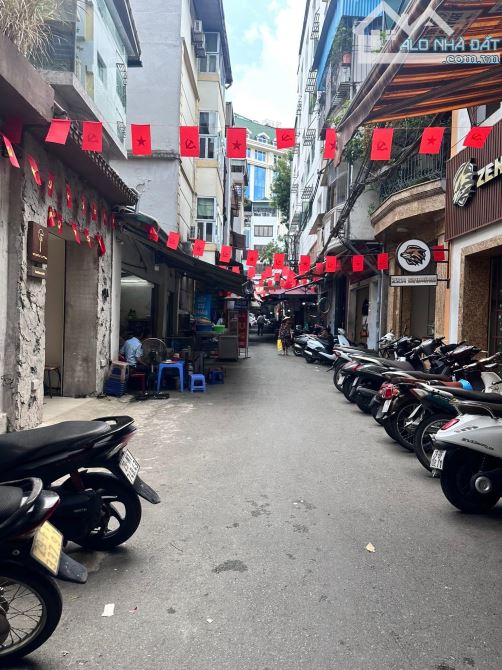 Lò Đúc ,diện tích 55m. Từ tầng 2 là 59m.  5tầng. MT 7.7m. 16 tỷ Hai Bà Trưng