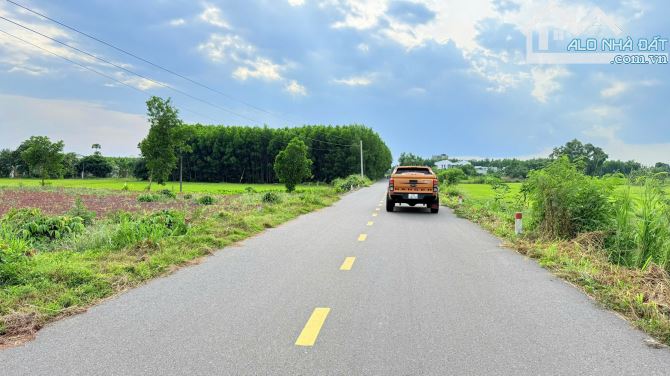 3LÔ LIÊN KỀ NGAY ĐƯỜNG NGUYỄN HUỆ - ĐẤT ĐỎ - BRVT 🌈🌈🌈DT 6x22.5m - 132m2