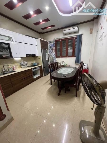 BÁN NHÀ HOÀNG ĐẠO THÀNH – NHÀ ĐẸP Ở NGAY - 4 tầng - 6.8 tỷ