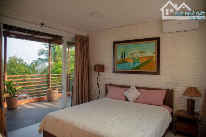 Bán Villa Mặt Phố Cẩm Thanh – View Sông Cực Đẹp, 1000m², 15 Phòng, Hồ Bơi Vô Cực – Giá Siê