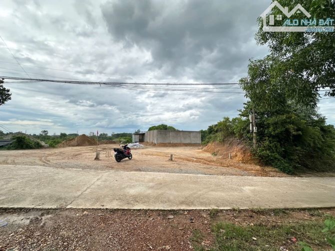 Cần bán gấp lô đất mặt kiệt 44 Phùng quán , phường thủy dương , TP Huế