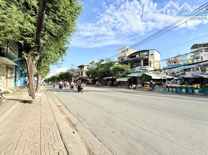 Trường Chinh tân bình 67m2 3 tầng giá chỉ 9.x tỷ