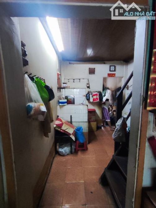 BÁN NHÀ MẶT TIỀN ĐỘI CUNG, QUẬN 11, 25M2