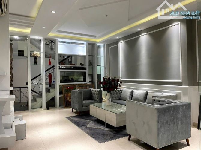 NHÀ ĐẸP TT HẢI CHÂU 3 PHÚT RA CẦU SÔNG HÀN 118M2 CHỈ 16 TYt LH XEM NGAY
