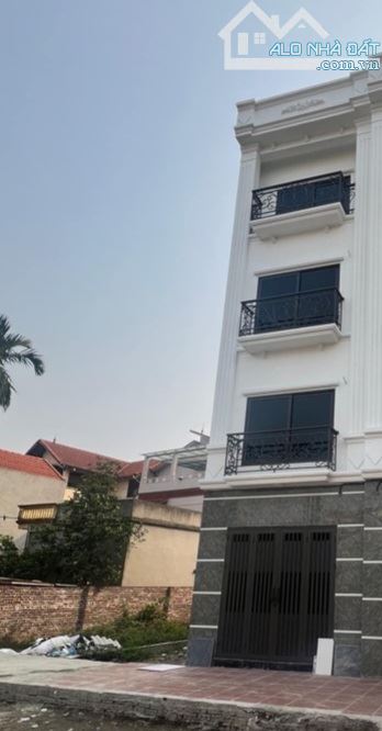 Bán nhà Liên Mạc 4 tầng 4 ngủ giá nhỉnh 5 tỷ