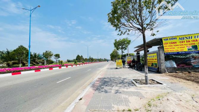 MẶT TIỀN TỈNH LỘ 44A VỀ BIỂN PHƯỚC HẢI - TRỤC CHÍNH CỦA HUYỆN ĐẤT ĐỎ - BRVT