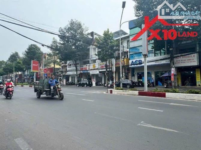 Bán nhà mặt tiền đường Nguyễn Ái Quốc phường Tam Hiệp 8x25 - 16 tỷ