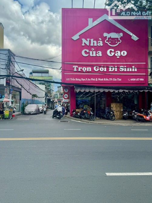 Cho thuê góc 2 mặt tiền vip đường trần hưng đạo và trần bình trọng