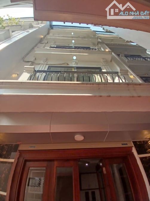 Bán nhà phố Nhuệ Giang trái tim Hà Đông đường hai ôtô tránh