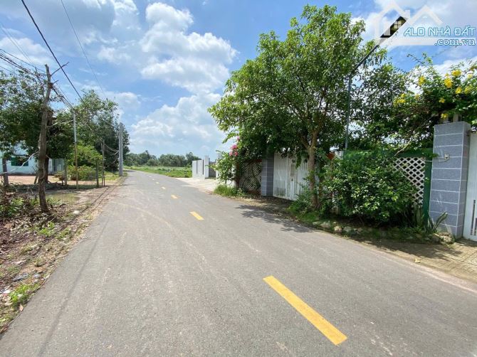 2 LÔ LIÊN KỀ -  XÃ ĐẤT ĐỎ - TP HỒ CHÍ MINH; KHU TOÀN NHÀ VƯỜN BIỆT THỰ 🌈🌈🌈DT 930M2/ lô