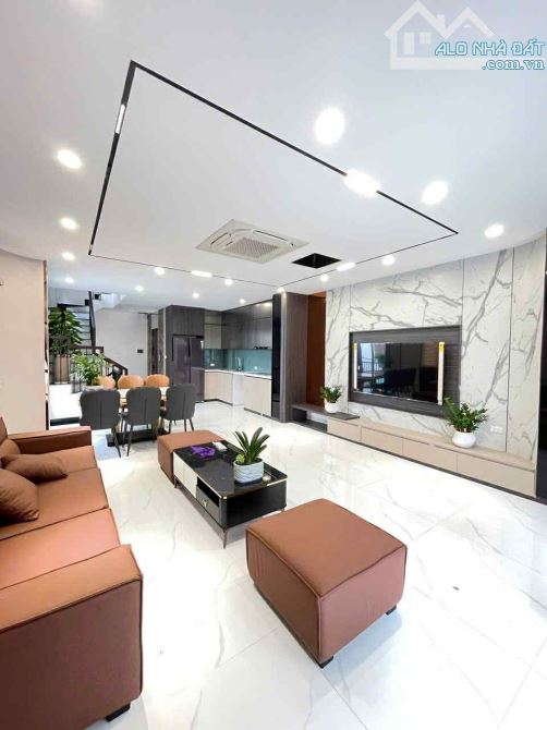 Không tin nổi! Tây Hồ – 54m, 6 tầng thang máy, nhà mới tinh, giá chỉ 10.4 tỷ!