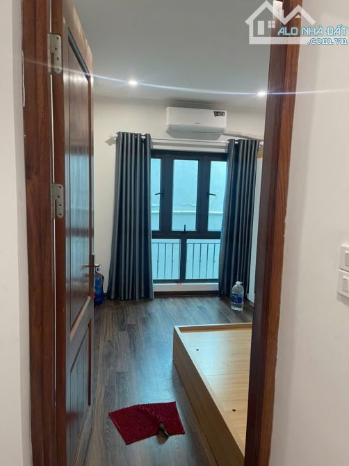CCMN phố Văn Trì, Bắc Từ Liêm. 35m, 5T, 9 phòng. Giá rẻ