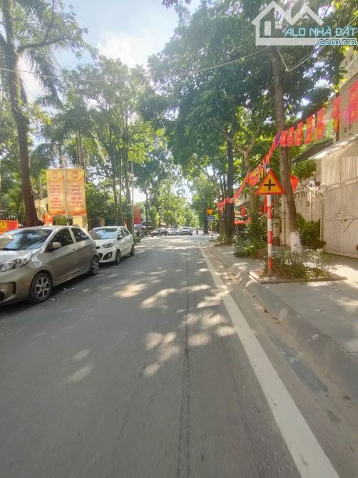 🏠 BÁN NHÀ PHÂN LÔ KHU ĐÔ THỊ ĐỊNH CÔNG – VỈA HÈ – KINH DOANH ĐỈNH. 102m x 5 tầng, mt 5m.