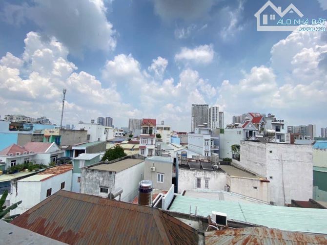 Bán nhà 4 tầng Sát Bệnh viện Lê Văn Thịnh Quận 2 - Chủ bán gấp giảm giá còn 6 tỷ