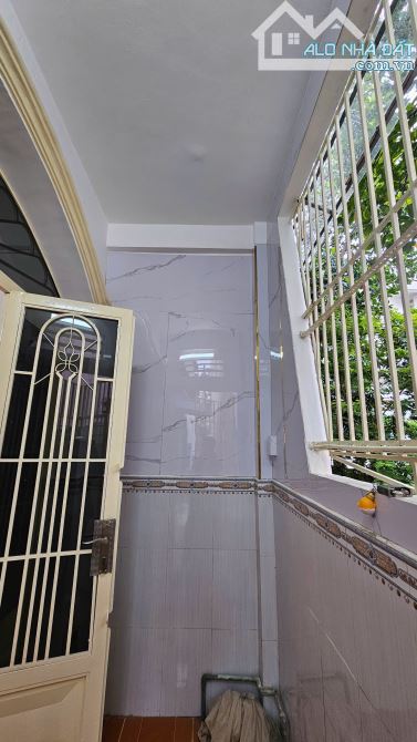 Bán nhà riêng 95/19C Đ.LêVănLương, 3,3 tỷ,3x10m 1trệt&1lầu đúc,2PN,2WC - 10