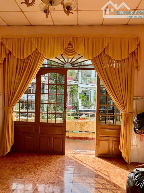 Cho thuê Nguyên Căn Góc 2Mặt Tiền Đường Kinh Doanh Buôn Bán - 10