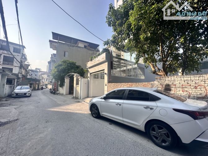 Nhà Đẹp Thạch Bàn/ 16.5 Tỷ/78/82 M2 nhà 6 Tầng/ Ô tô chánh - 10