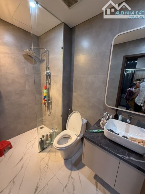 Siêu Phẩm Tư Đình/ 22.8 tỷ/97/115 M2 nhà 6 Tầng Thang máy - 11