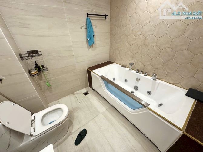 Nhà đẹp Phú Nhuận, Thích Quảng Đức hẻm 6m giáp Phan Đăng Lưu, 95m2 công nhận đủ. - 11
