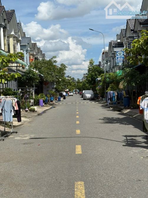Bán nhà 1 trệt 1 lầu KDC gần chợ Phú Phong, p.Bình Chuẩn, Tp.Thuận An chỉ 3 tỷ 350TL M7767 - 11