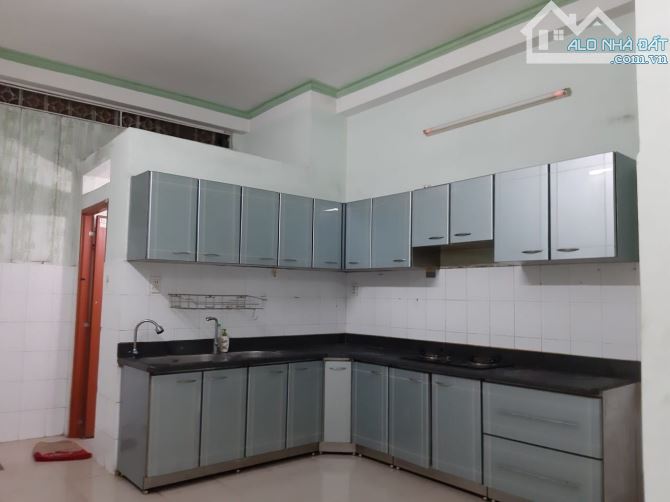 Gấp bán, P7, GV - DT 79m2 NỞ HẬU - Ngang đẹp 5,3m CÓ CỬA SAU. GIÁ 6,6 TỶ TL - 2