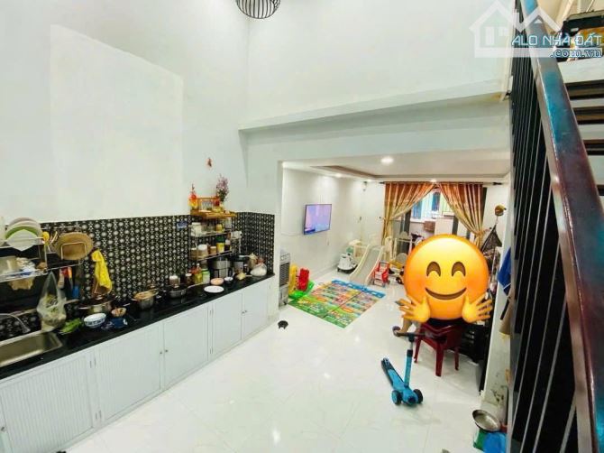 Bán nhà 2 tầng Kiệt Nguyễn Huệ, phường Vĩnh Ninh, TP Huế, Ngay Phố đi bộ Hai Bà Trưng - 1