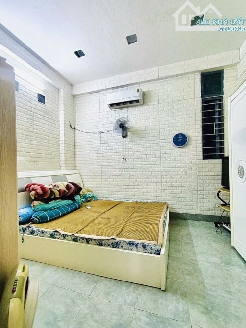 Chủ cần bán căn nhà đường nguyễn huy lượng thanh khê.đường 4m5 lề 1,5m.dt 60m2 nhà 2 tầng - 1