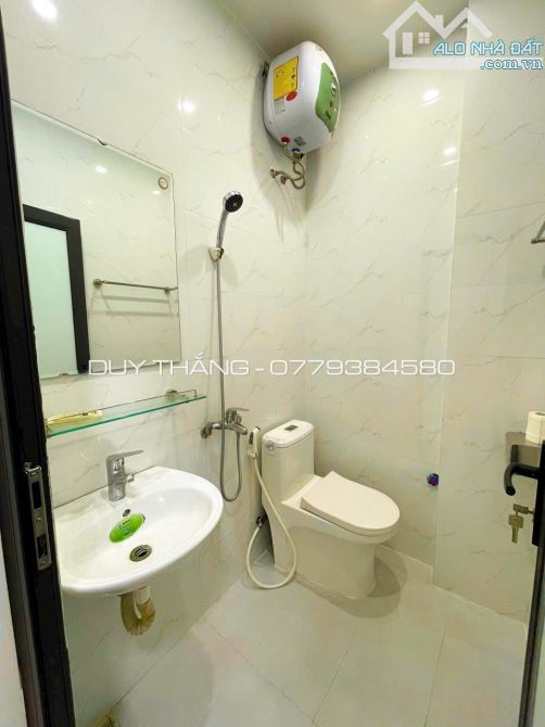 Bán nhà 3 tầng sạch đep ,ngõ to gần ngay đèn xanh đỏ Ngô Gia Tự - Văn Cao. Hải Phòng. SĐCC - 1