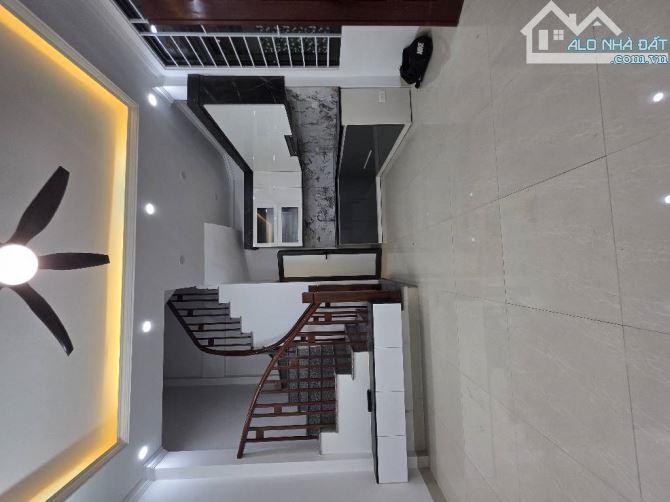 Bán nhà đẹp  Bát Khối Long Biên- Ở Ngay - ô tô tải đỗ cổng  full nội thất 30m 5 tầng - 1